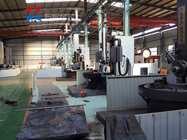 大型机加工车间