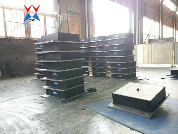 铅芯隔震橡胶支座