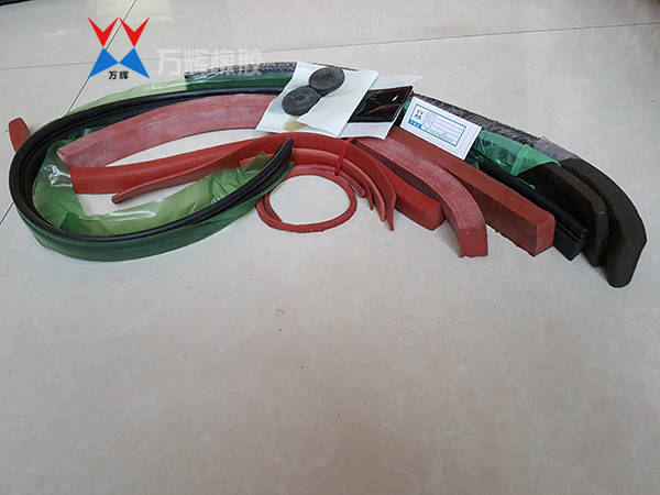 各种型号遇水膨胀止水条