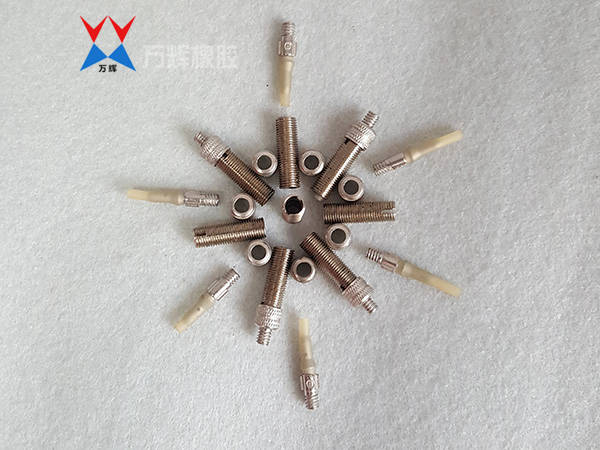 外连加长管道充气配套嘴头